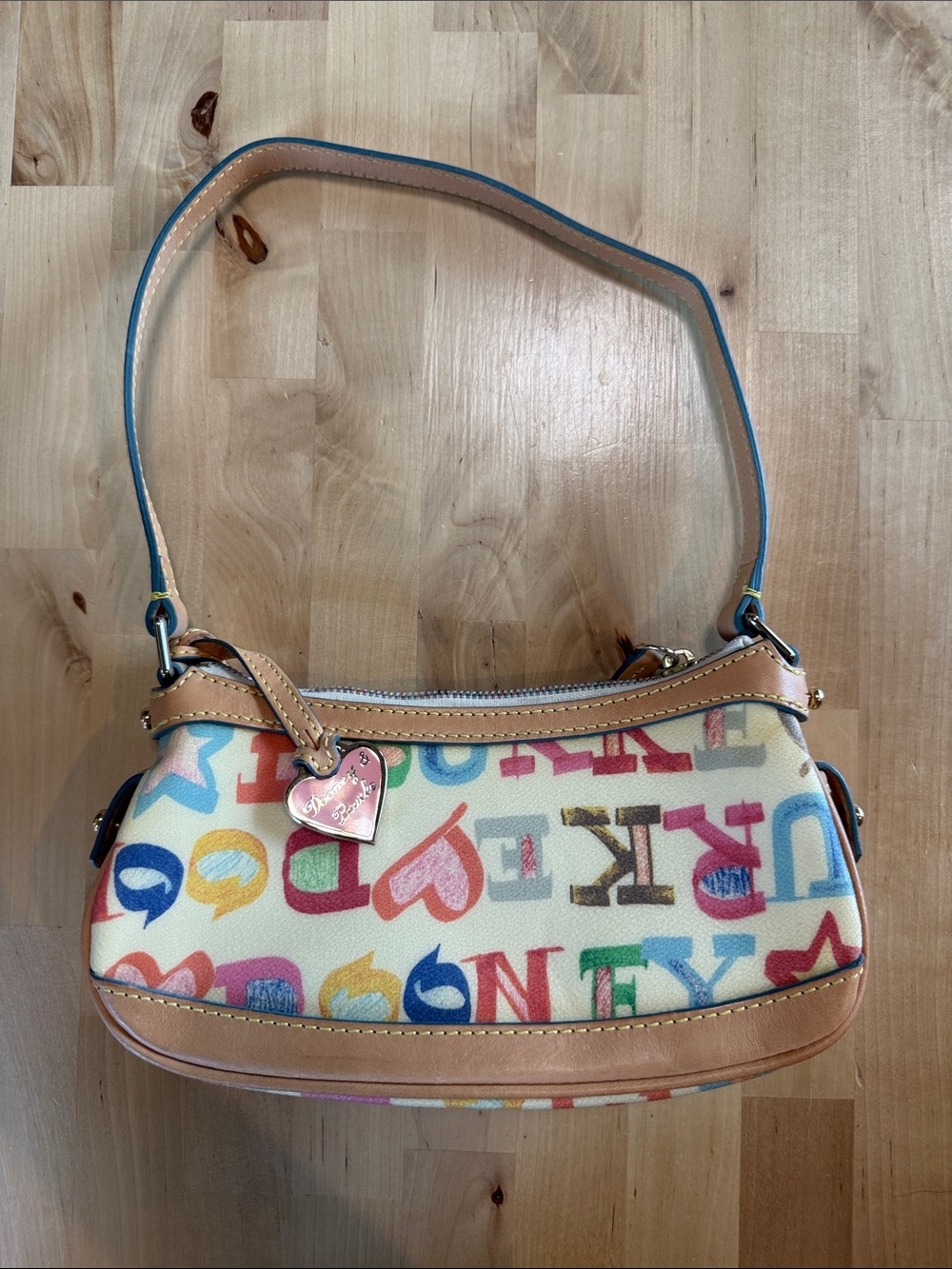 Vintage Dooney & Bourke Whte Graffiti Shoulder Bag